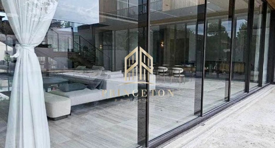 For sale 5 bedrooms house in Bueng Kum, Bangkok