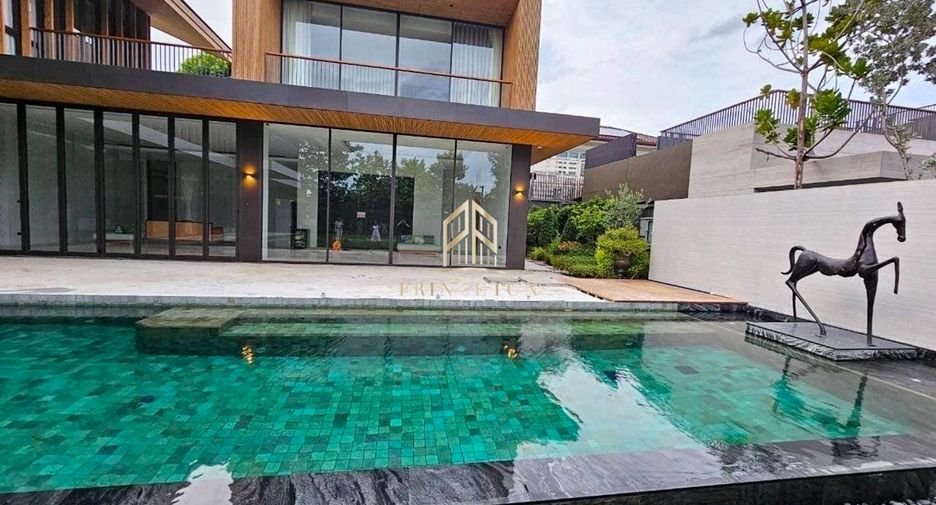 For sale 5 bedrooms house in Bueng Kum, Bangkok