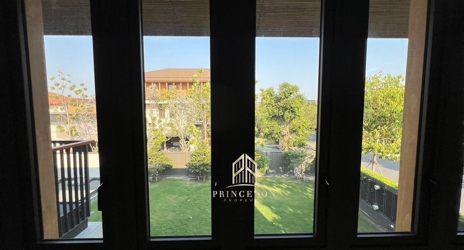 For sale 5 bedrooms house in Bueng Kum, Bangkok