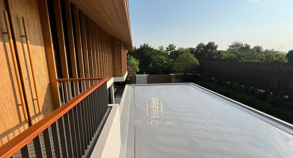 For sale 5 bedrooms house in Bueng Kum, Bangkok