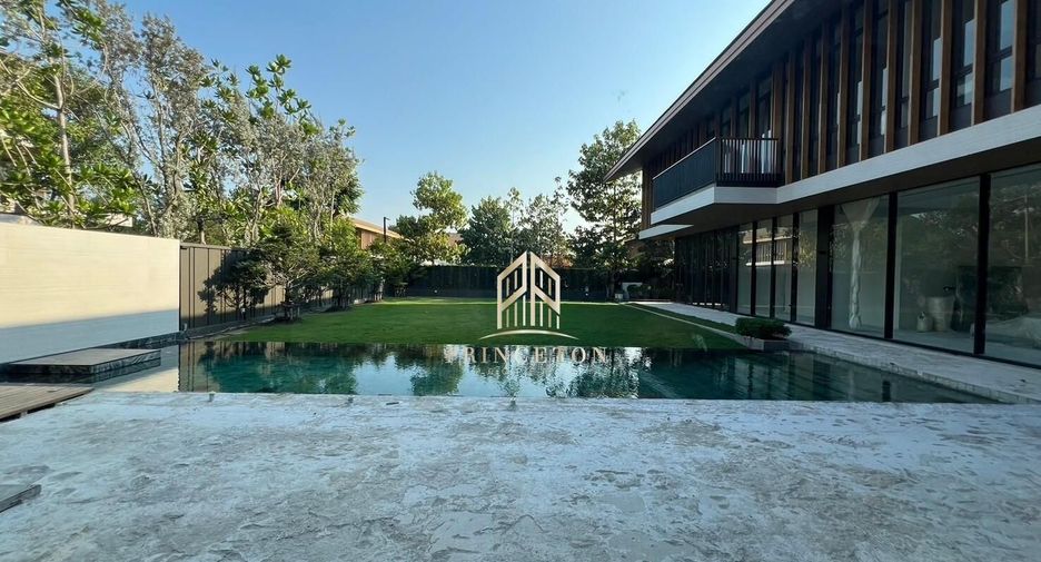For sale 5 bedrooms house in Bueng Kum, Bangkok