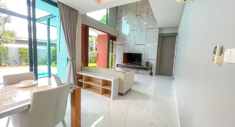 For sale 4 bedrooms house in Mueang Chiang Mai, Chiang Mai