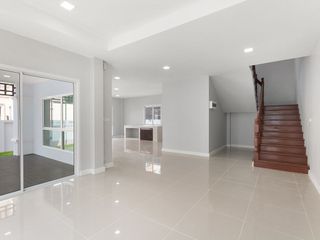 For sale 3 bed house in Mueang Pathum Thani, Pathum Thani