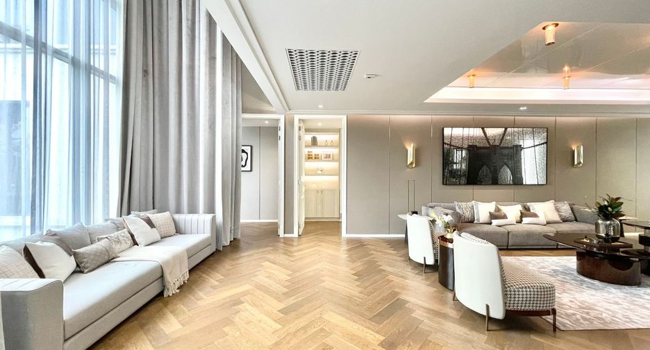 For sale 5 bedrooms house in Saphan Sung, Bangkok