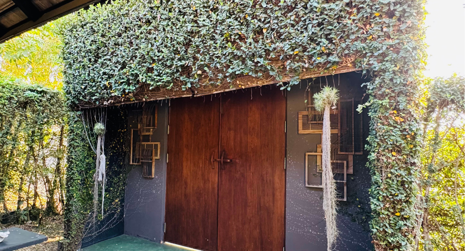 Villa zum Kauf mit 6 Zimmer in Hang Dong, Chiang Mai