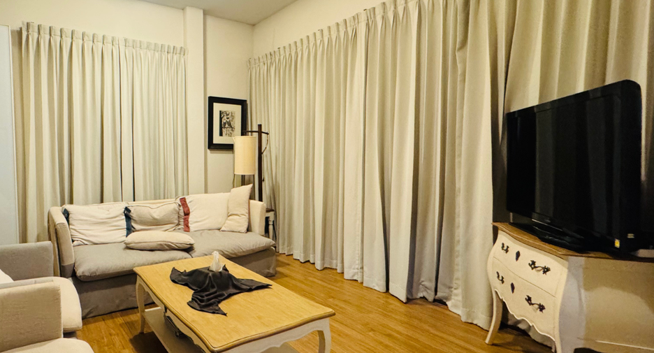 Villa zum Kauf mit 6 Zimmer in Hang Dong, Chiang Mai