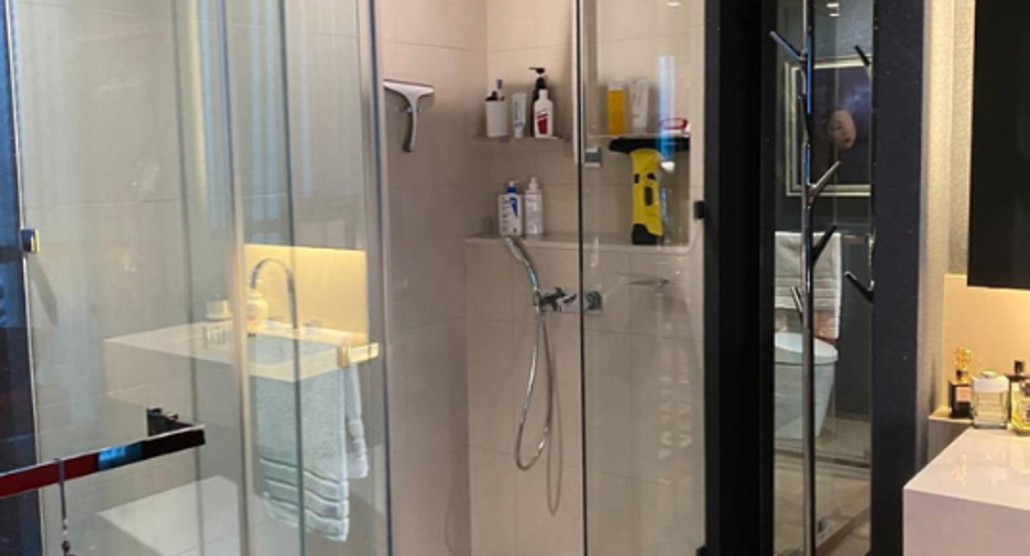 For sale 3 bedrooms condo in Sathon, Bangkok