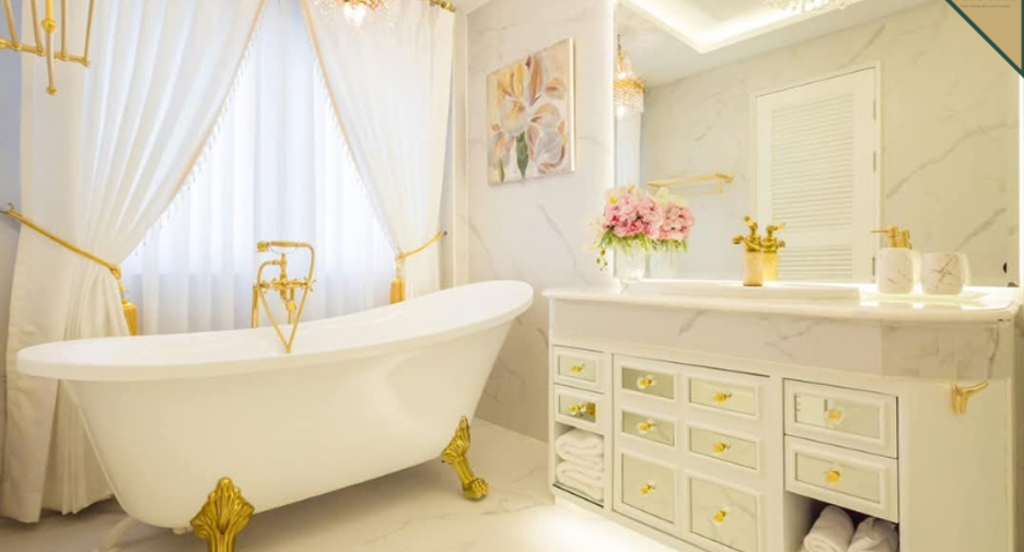 For rent 4 bedrooms townhouse in Bang Kapi, Bangkok