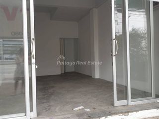 À vendre 3 chambres local commercial à Bang Lamung, Chonburi