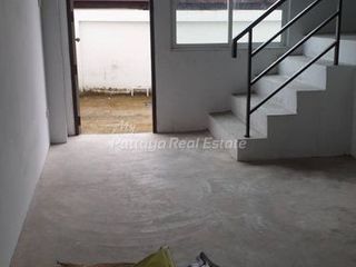 À vendre 3 chambres local commercial à Bang Lamung, Chonburi