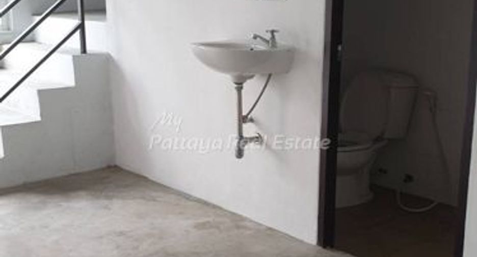 For sale 3 bedrooms retail Space in Bang Lamung, Chonburi