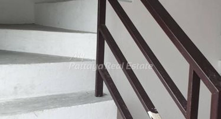 For sale 3 bedrooms retail Space in Bang Lamung, Chonburi
