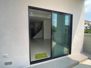For sale 3 Beds townhouse in Lam Luk Ka, Pathum Thani