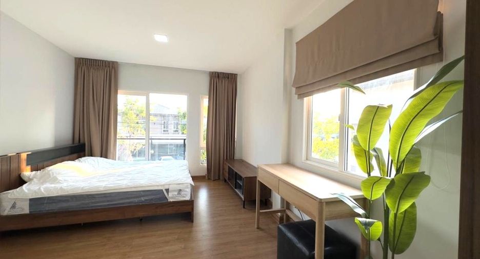 出租 3 卧室 独立屋 在 Bang Phli, Samut Prakan