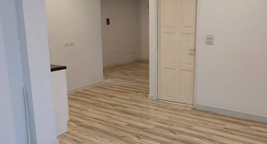 For sale 5 bedrooms house in Mueang Chiang Mai, Chiang Mai