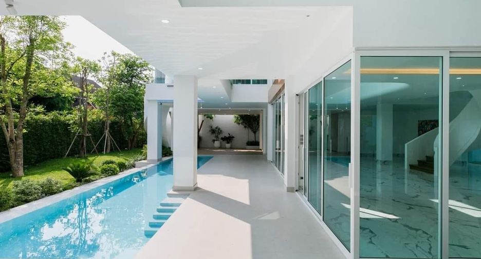 Casa en venta de 8 habitaciones en Hang Dong, Chiang Mai
