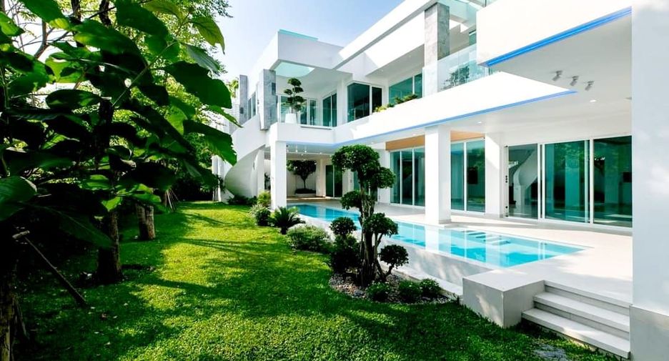 Casa en venta de 8 habitaciones en Hang Dong, Chiang Mai