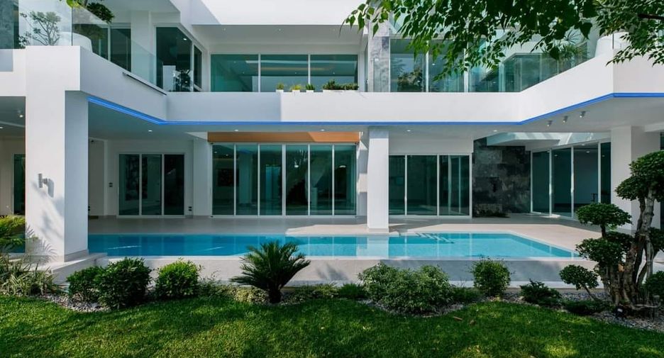 Casa en venta de 8 habitaciones en Hang Dong, Chiang Mai