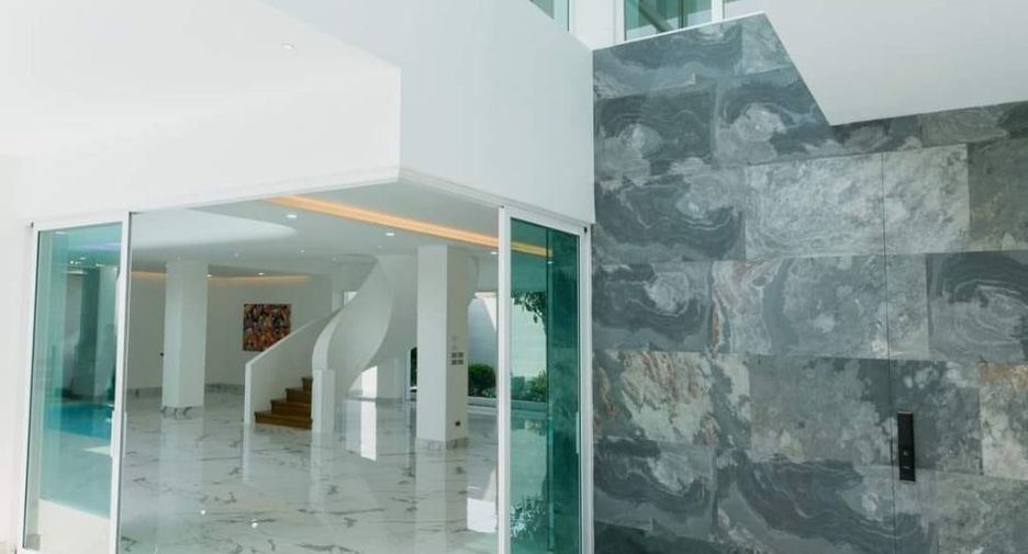 Casa en venta de 8 habitaciones en Hang Dong, Chiang Mai