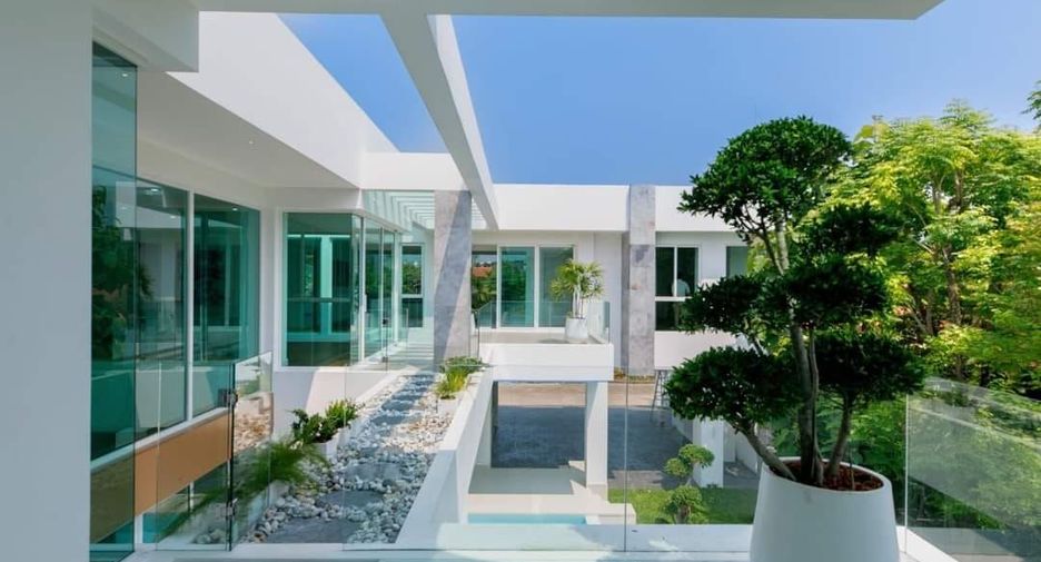 Casa en venta de 8 habitaciones en Hang Dong, Chiang Mai