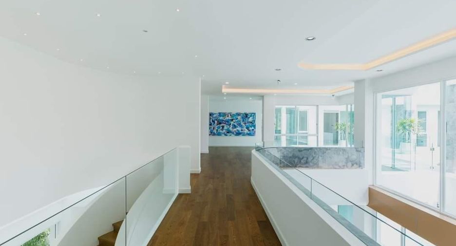 Casa en venta de 8 habitaciones en Hang Dong, Chiang Mai