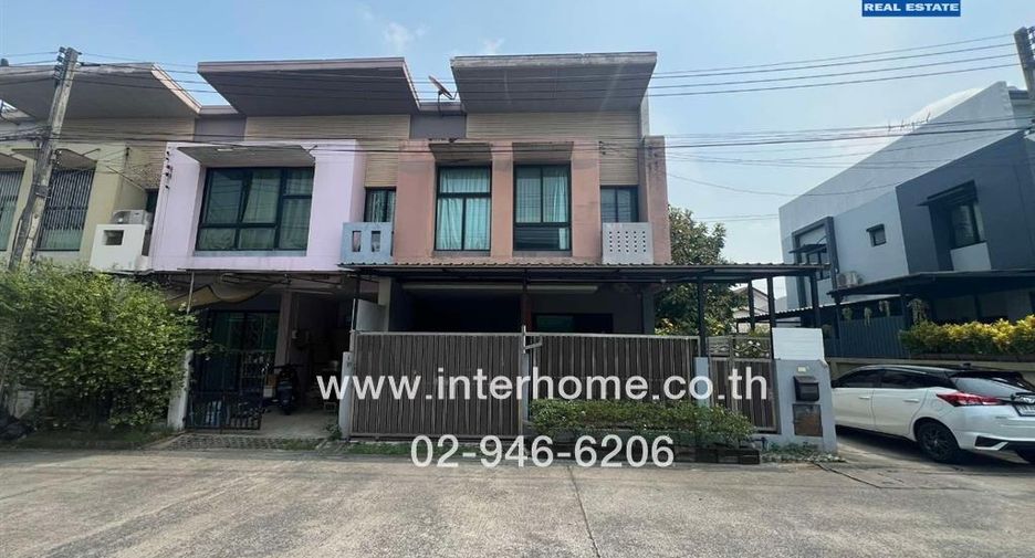 For sale 3 Beds townhouse in Lam Luk Ka, Pathum Thani