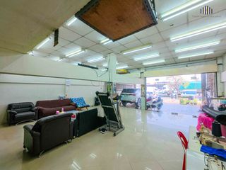 For sale retail Space in Krathum Baen, Samut Sakhon