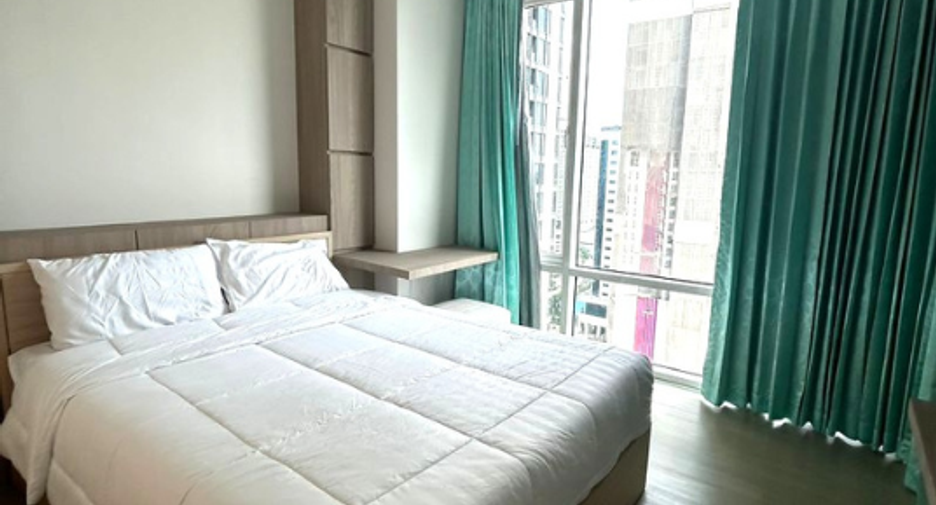 For sale 2 bedrooms condo in Khlong Toei, Bangkok