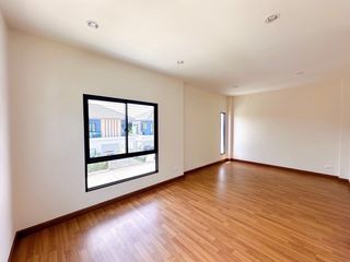 For rent 3 bed house in Lam Luk Ka, Pathum Thani