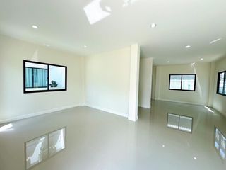 For rent 3 bed house in Lam Luk Ka, Pathum Thani