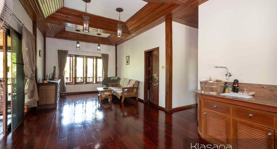 For sale 3 bedrooms villa in Mueang Krabi, Krabi