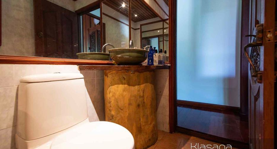 For sale 3 bedrooms villa in Mueang Krabi, Krabi