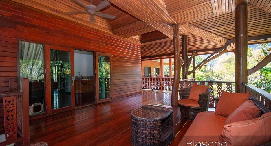 For sale 3 bedrooms villa in Mueang Krabi, Krabi