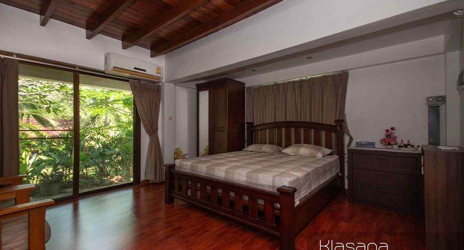 For sale 3 bedrooms villa in Mueang Krabi, Krabi