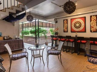 For rent and for sale 21 bed hotel in Mueang Chiang Mai, Chiang Mai