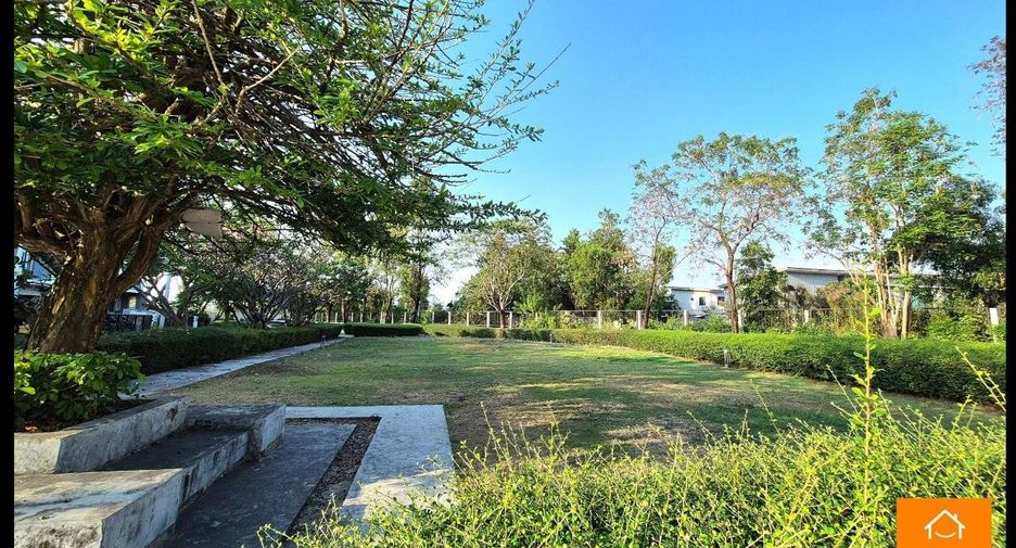 Casa adosada en venta de 3 habitaciones en Sai Mai, Bangkok