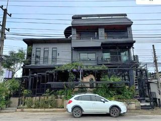 Hotel en venta de 4 habitaciones en Mae Rim, Chiang Mai