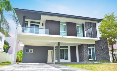 For sale 4 bedrooms house in Mueang Chiang Mai, Chiang Mai
