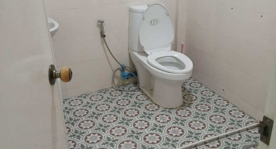 Аренда 3 спальни торговое помещение в Mueang Chiang Mai, Чианг Маи