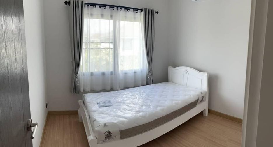 For rent 3 bedrooms house in Saraphi, Chiang Mai