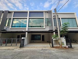 Reihenhaus zur Miete und zum Kauf mit 3 Zimmer in San Sai, Chiang Mai