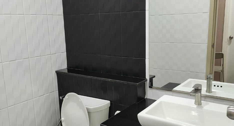 Reihenhaus zur Miete und zum Kauf mit 3 Zimmer in San Sai, Chiang Mai