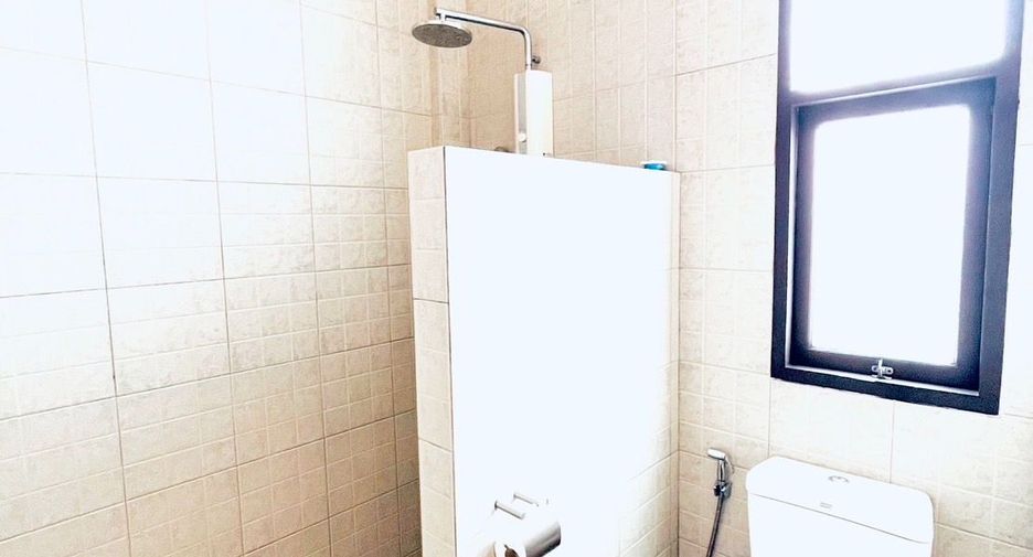 Продажа 7 спальни отель в Mueang Chiang Mai, Чианг Маи