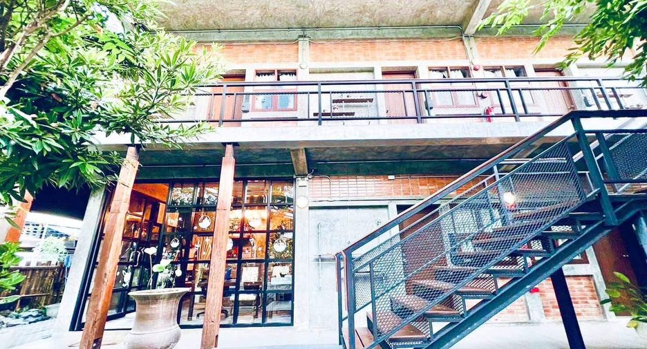 Продажа 7 спальни отель в Mueang Chiang Mai, Чианг Маи