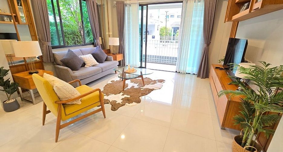 For rent 3 bedrooms house in San Pa Tong, Chiang Mai