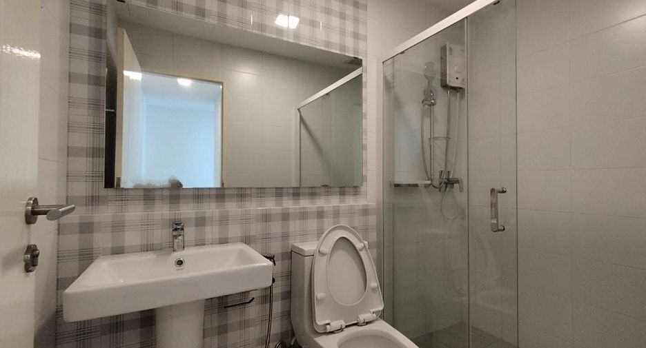 For rent 3 bedrooms townhouse in Prawet, Bangkok