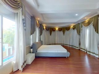 Villa zum Kauf mit 6 Zimmer in San Sai, Chiang Mai