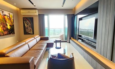 For rent and for sale 3 bedrooms condo in Yan Nawa, Bangkok