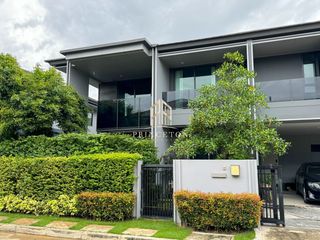 For rent 3 bed house in Bang Kapi, Bangkok