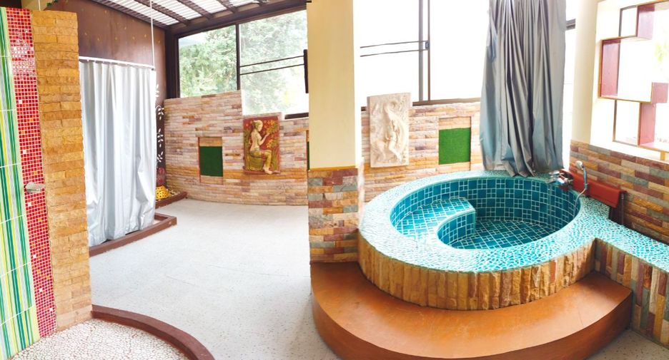 For rent 6 bedrooms villa in Hang Dong, Chiang Mai